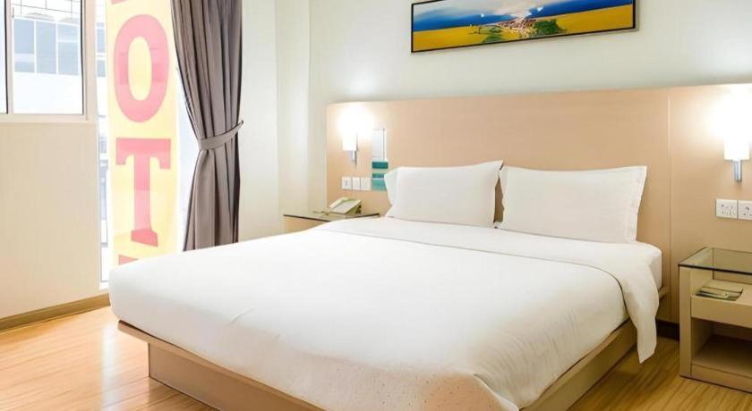 Hotel City Comfort Inn Puchong Exteriör bild