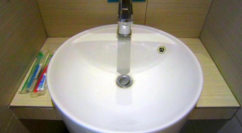Hotel City Comfort Inn Puchong Exteriör bild
