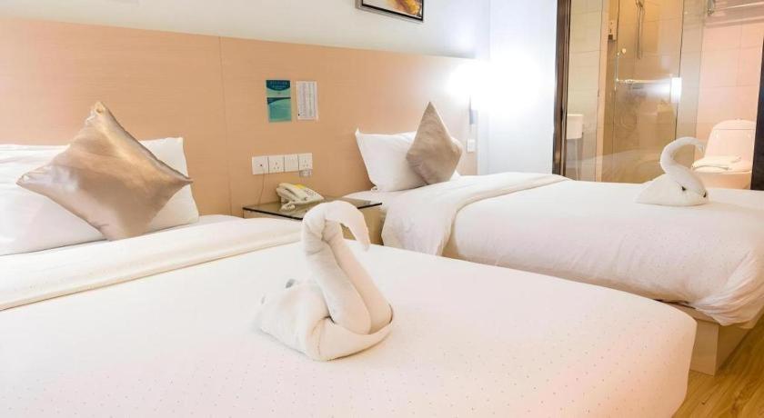 Hotel City Comfort Inn Puchong Exteriör bild