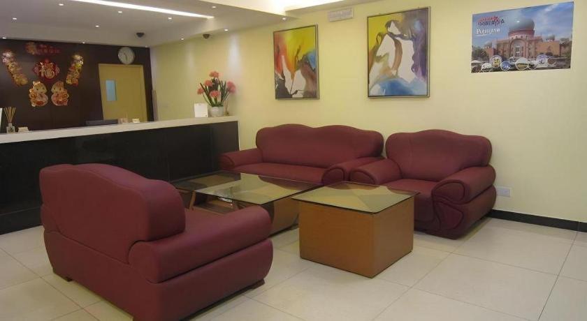 Hotel City Comfort Inn Puchong Exteriör bild