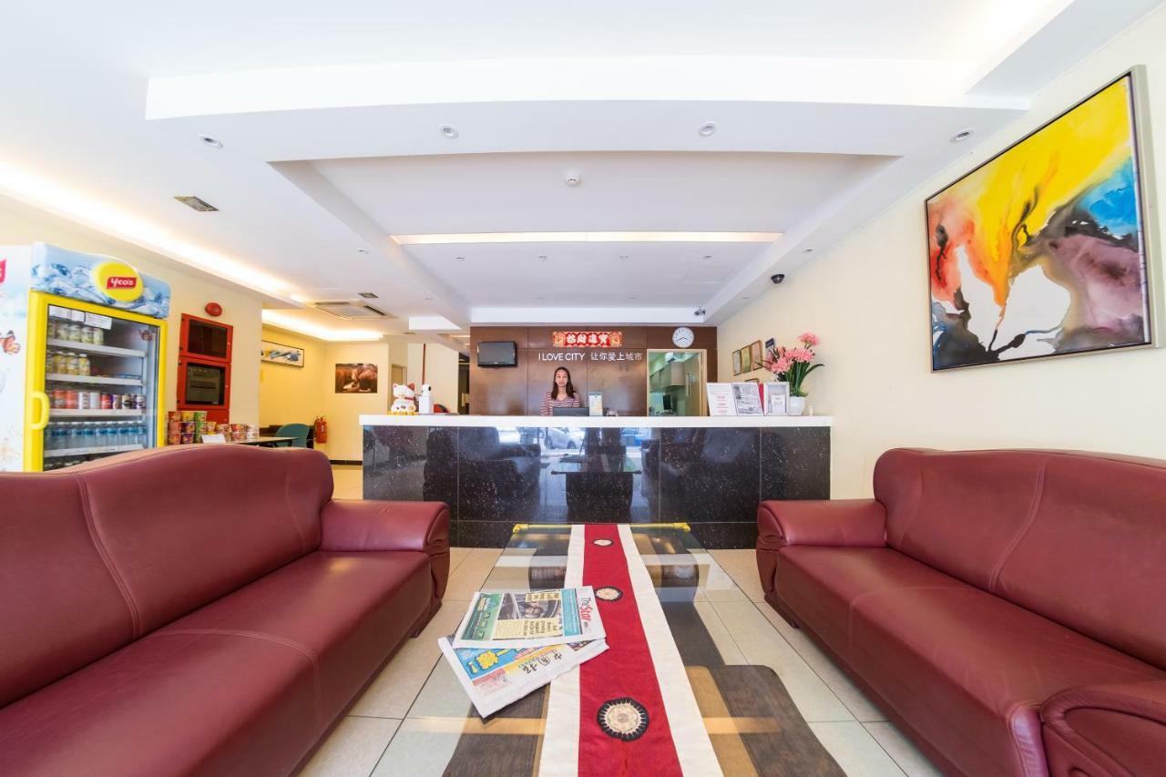 Hotel City Comfort Inn Puchong Exteriör bild